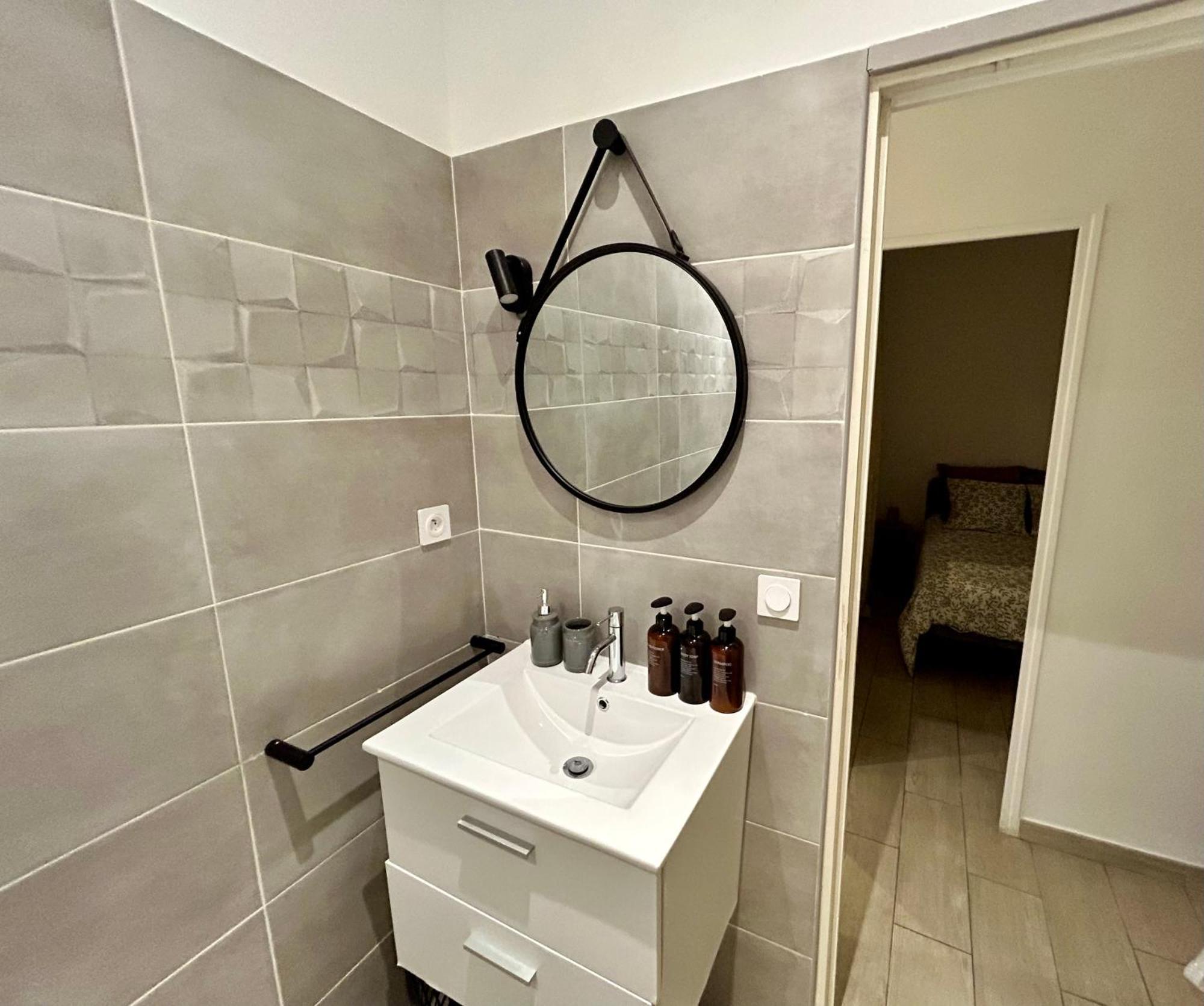Lumineux 2 Pieces - Centre-Ville Climatise - Netflix Prime Canal - Bien Place Marsilia Exterior foto